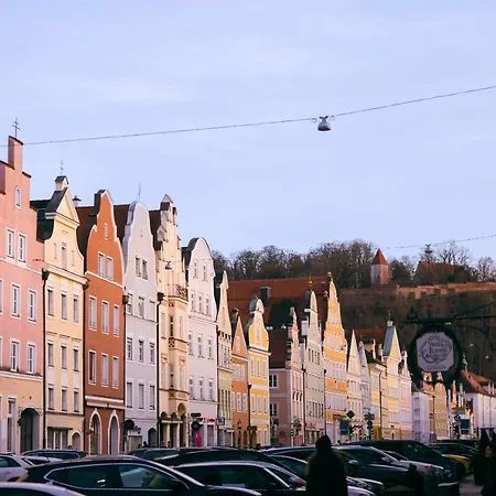 Neues Innenstadt Studioapartment * Landshut